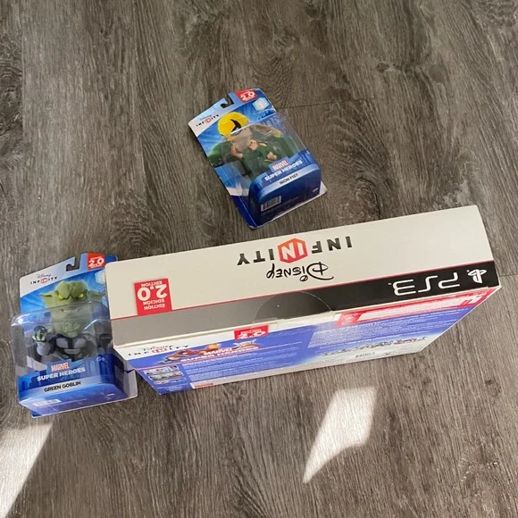 Disney Infinity 2.0 Marvel Super Heroes PS3 New - Picture 3 of 11